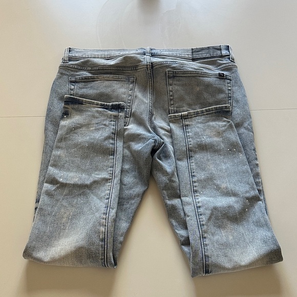 PacSun Men's Distressed Gray Skinny Jeans - Picture 2 of 2